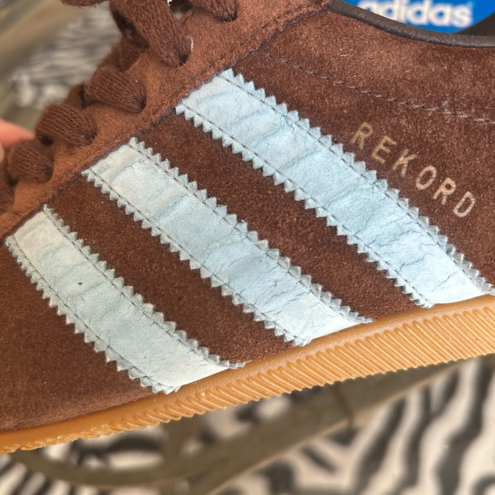 Vintage ADIDAS RECORD M 8.5 brown suede light blue stripe- RARE size - Picture 6 of 6